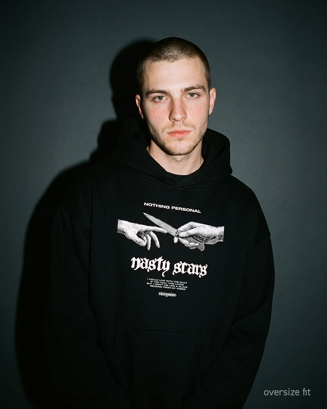 chorne-hudi-oversize-nasty-scars-speredy-kent