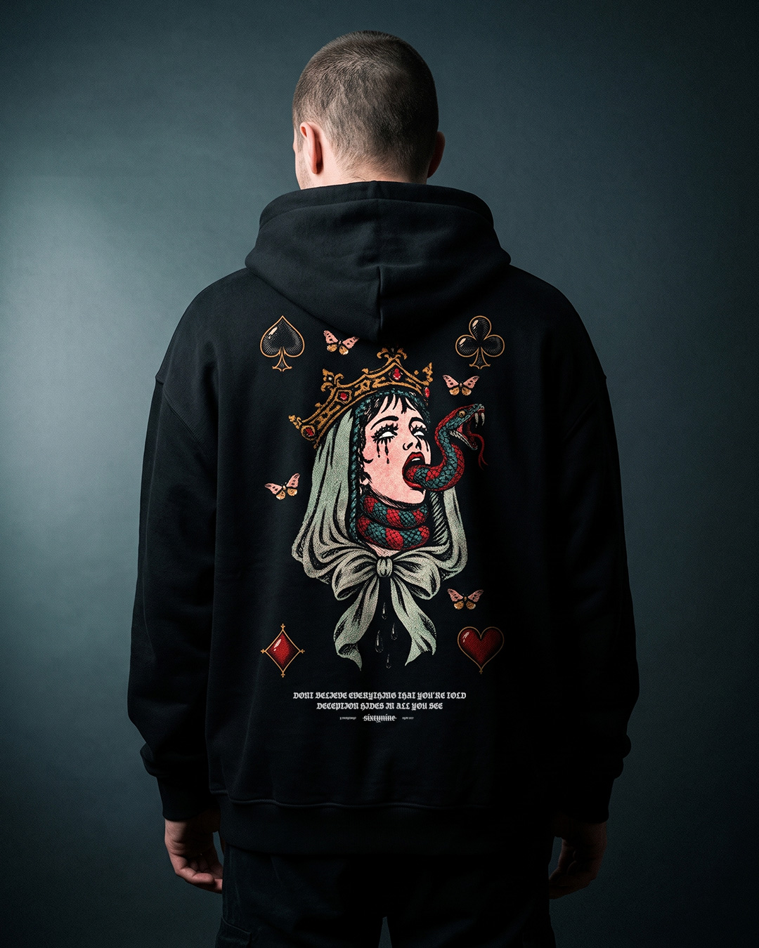 chorne-oversize-hudi-martyr-back-kent