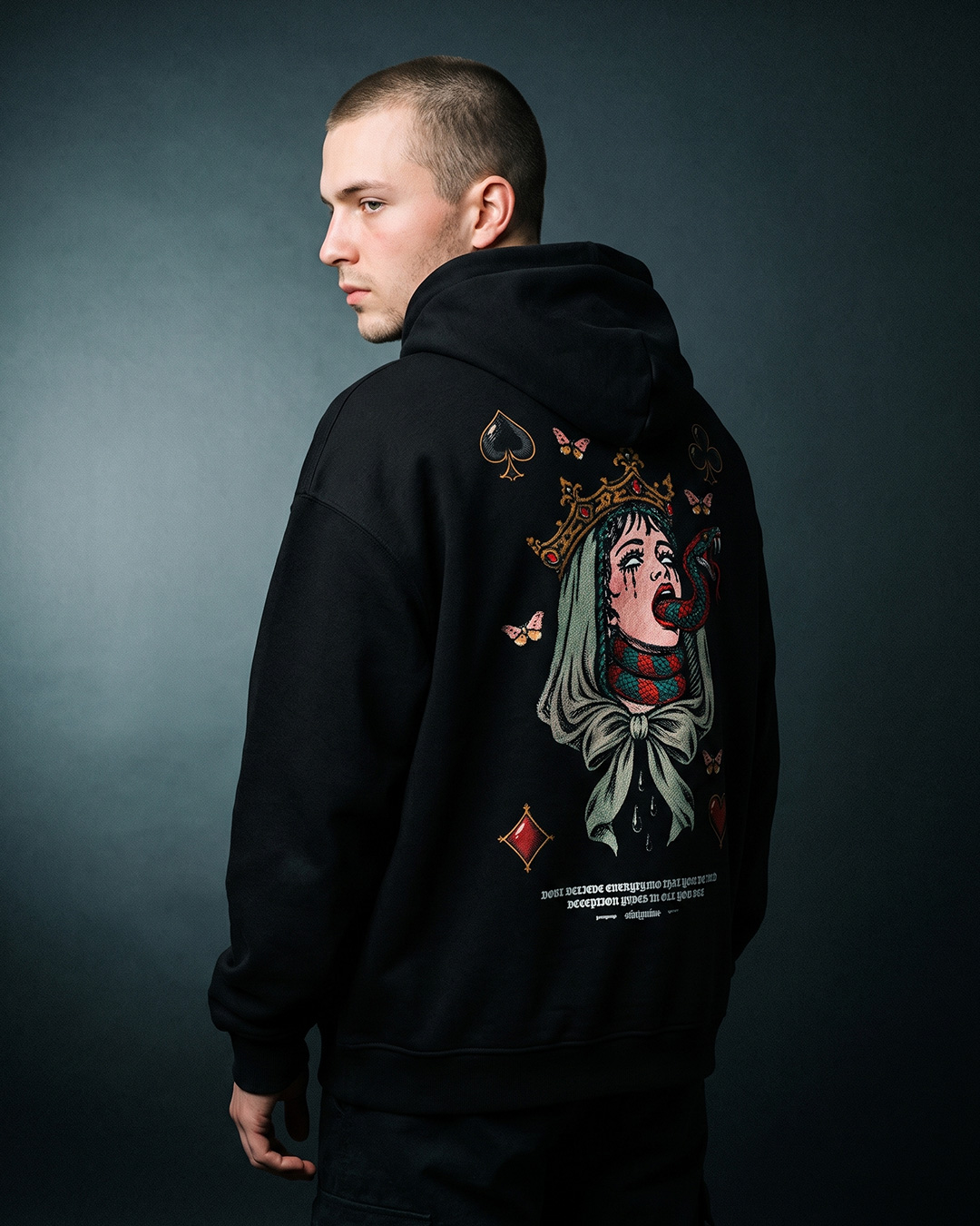 chorne-oversize-hudi-martyr-back-kent2